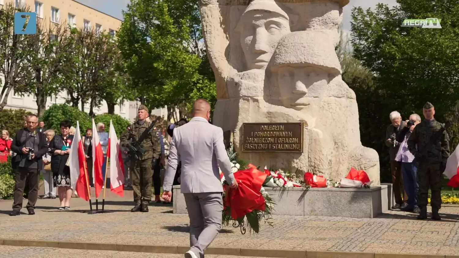 Uroczyste obchody 234. rocznicy uchwalenia Konstytucji 3 Maja w Świdwinie.