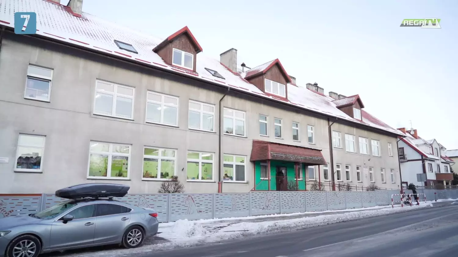 Podpisanie umowy na termomodernizację dwóch placówek w Świdwinie: Szkoły Podstawowej nr 1 im. Orła Białego oraz Publicznego Przedszkola nr 1 im. Kubusia Puchatka.